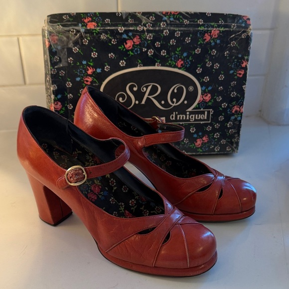 S.R.O. d’miguel Mary Jane Women's Vintage Retro Heels - Picture 16 of 16